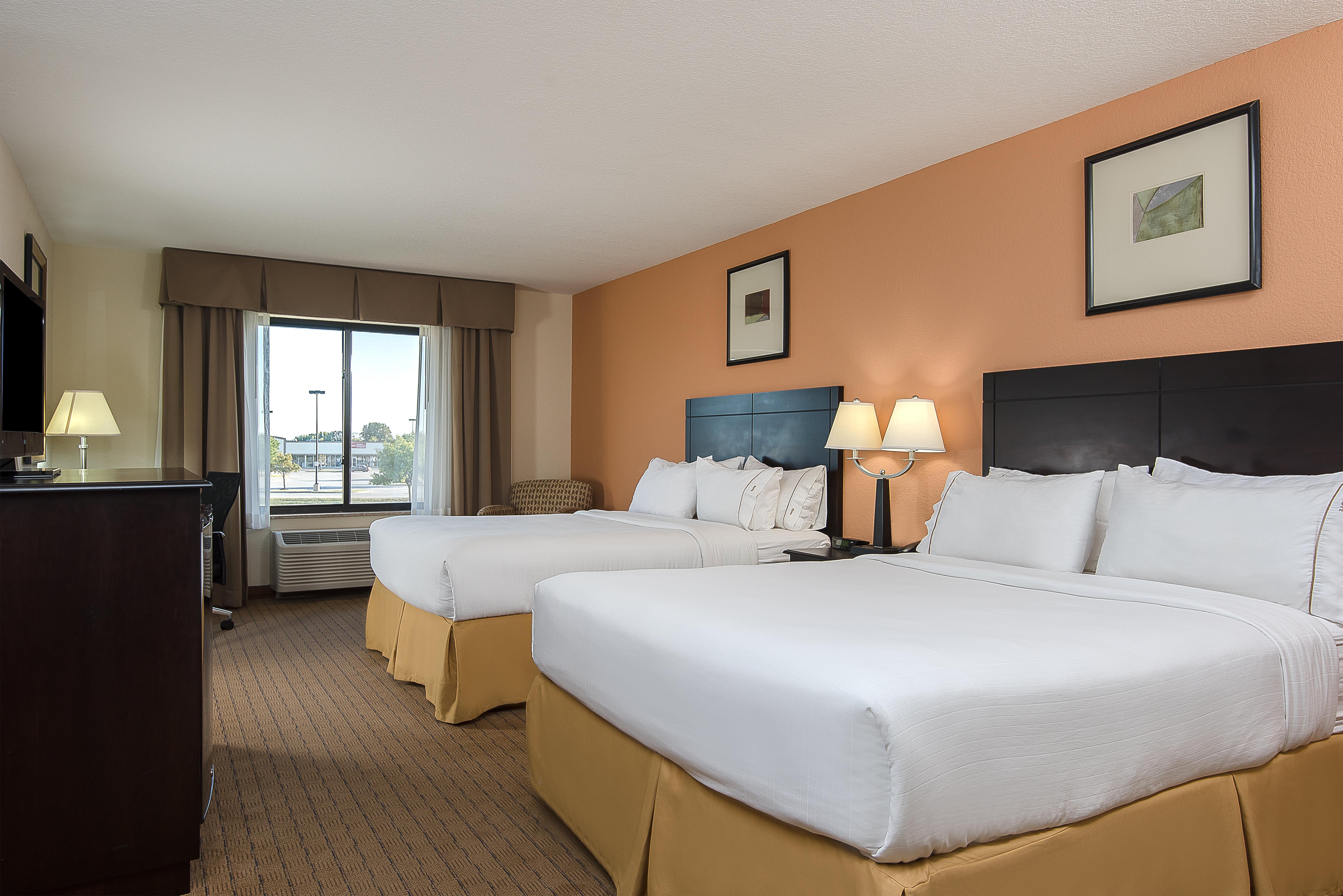 Holiday Inn Express And Suites Lafayette East By Ihg Exterior photo